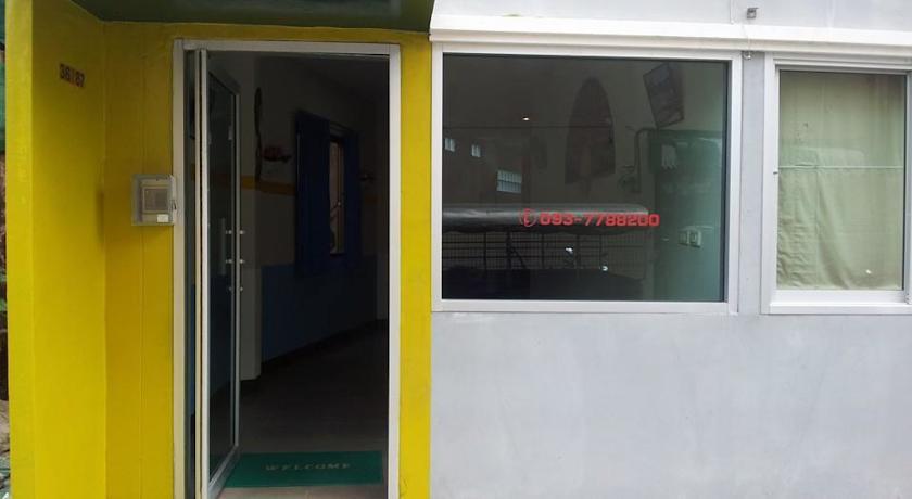 Dreams Guesthouse & Hostel Patong Extérieur photo