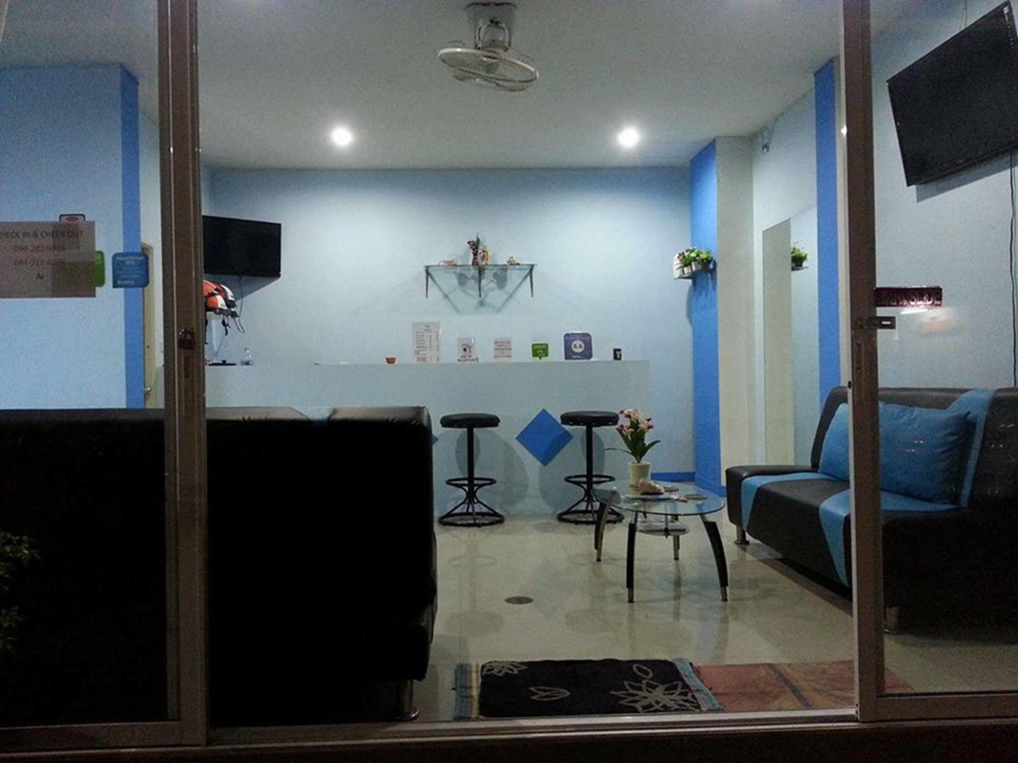 Dreams Guesthouse & Hostel Patong Extérieur photo